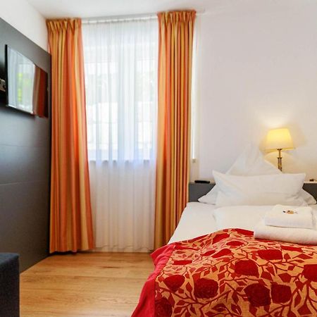 Bodensee-Hotel Kreuz Uhldingen-Muhlhofen Bagian luar foto